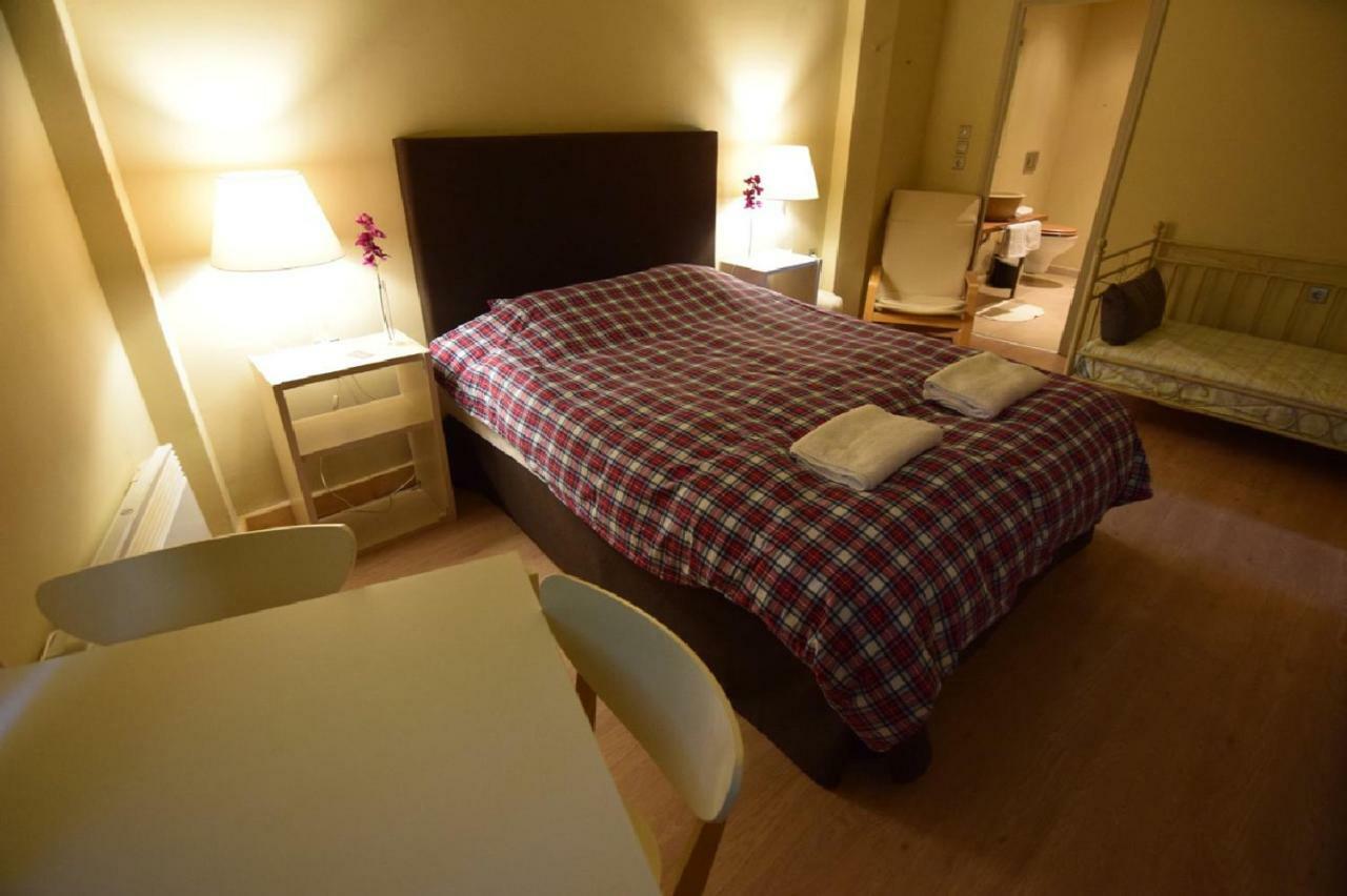 Arahova Pansion Appartement Buitenkant foto